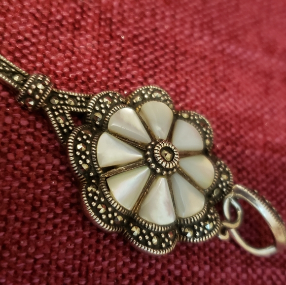 Marcasite and mother of pearl sterling key pendant - Picture 6 of 6